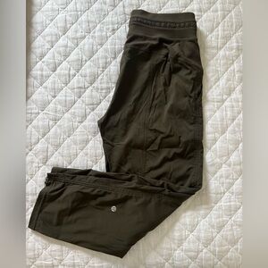 Lululemon Dance Studio Cropped Pants - Size 6
